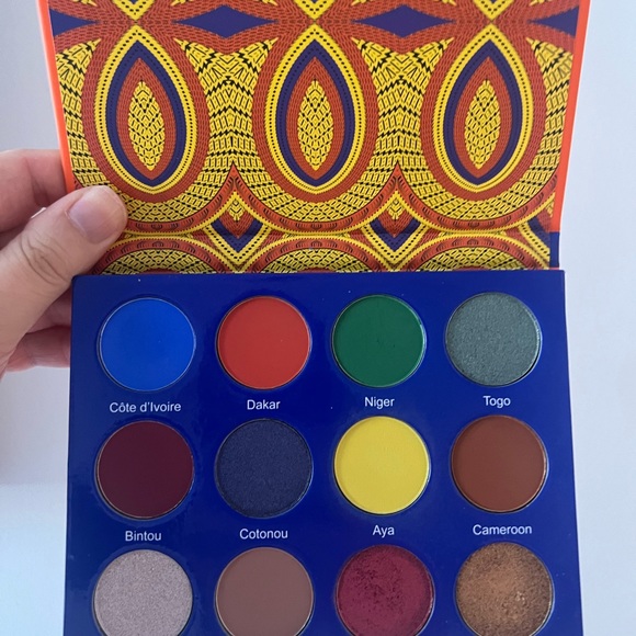 Juvia’s Place Afrique eyeshadow palette - Picture 2 of 3
